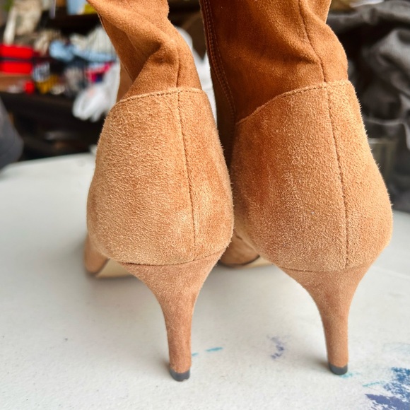 Saks Fifth Avenue Tan Heeled Boots Classic Western Style - Picture 5 of 10